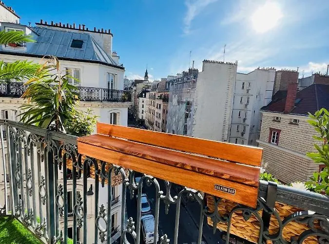 Vue Montmartre & Balcon Appartamento *
